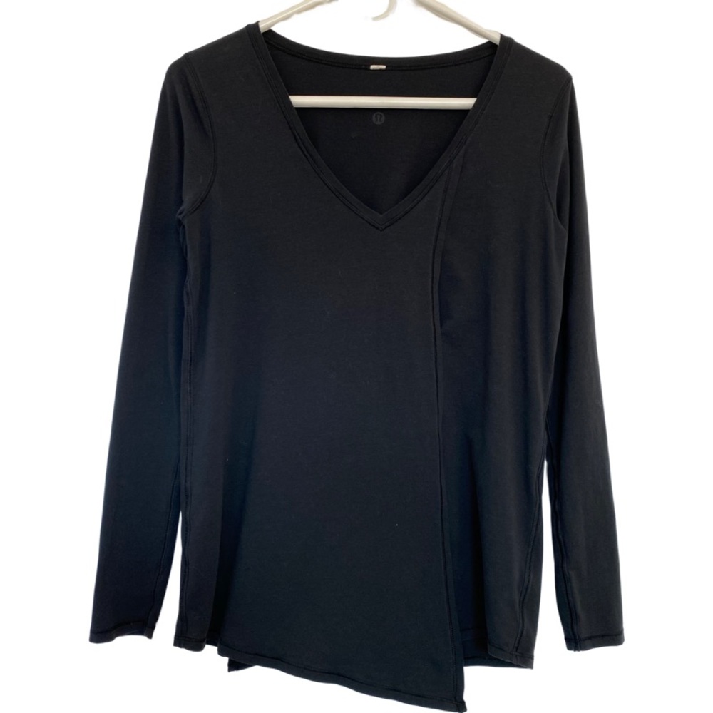 Lululemon Black Long Sleeve Vneck